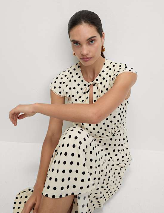 Floral Tie Neck Midaxi Tea Dress