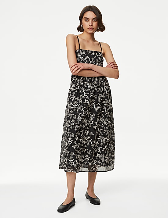 Lace Square Neck Midaxi Waisted Dress