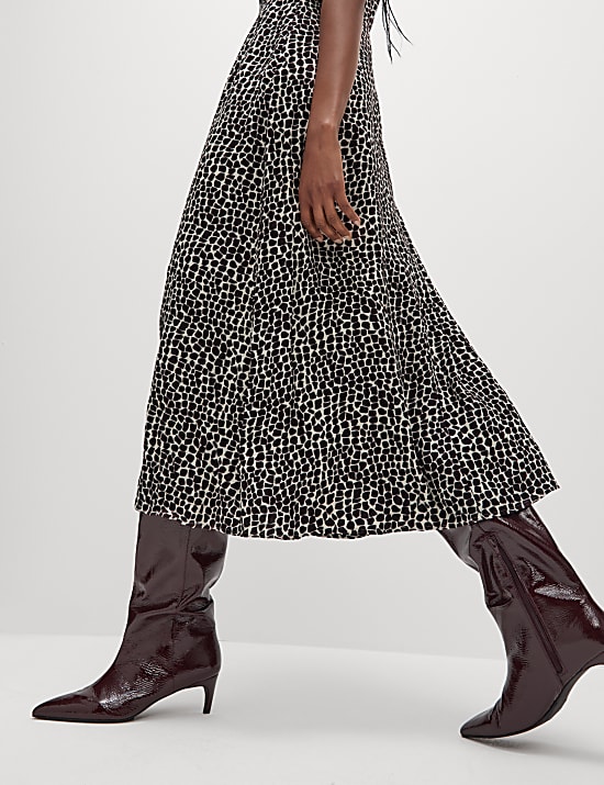 Printed V-Neck Midaxi Tea Dress