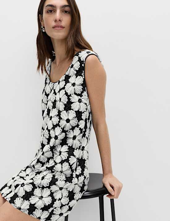 Μίνι φόρεμα με βαθιά στρογγυλή λαιμόκοψη και φλοράλ σχέδιο από σύμμεικτο βαμβάκι