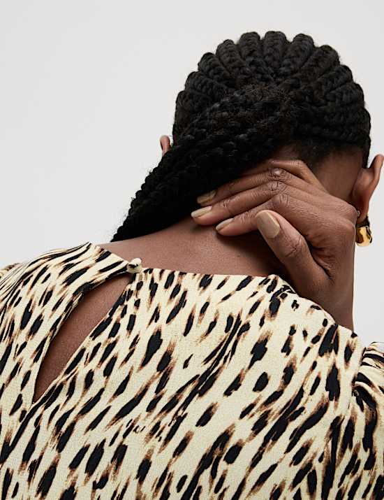 שמלת תה באורך מידקסי עם הדפס