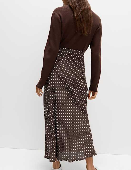 Falda maxi a media pierna de lunares