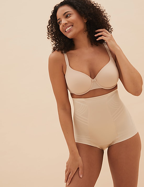 Firm Control Magicwear&trade; Geometric Low Leg Waist Cincher