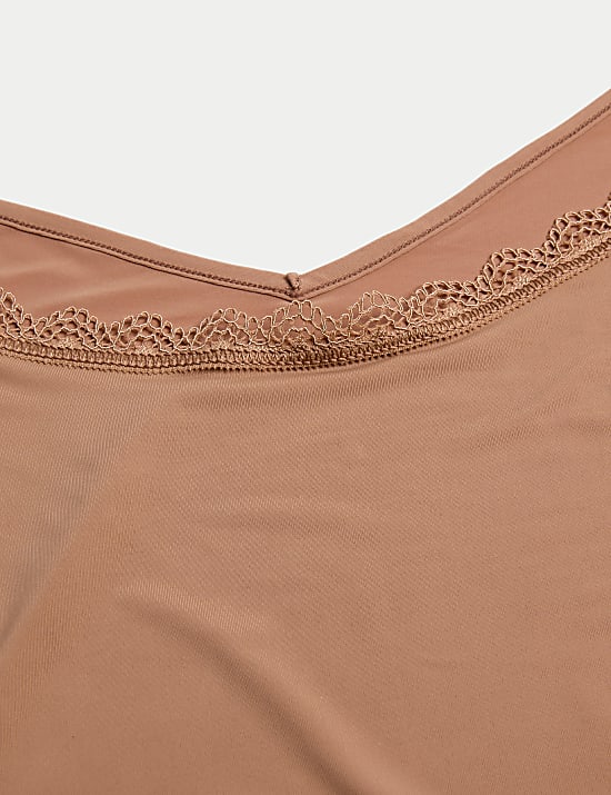 Fond de robe Flexifit™, doté de la technologie Cool Comfort™ 36 cm-89 cm