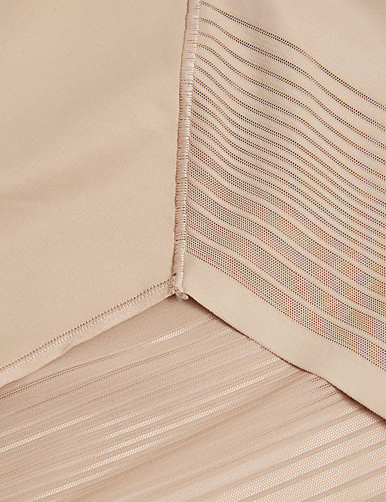 Body Define™ Firm Control No VPL Full Briefs