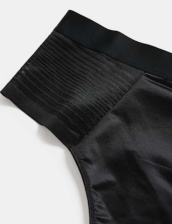 Body Define™ Firm Control No VPL Thong