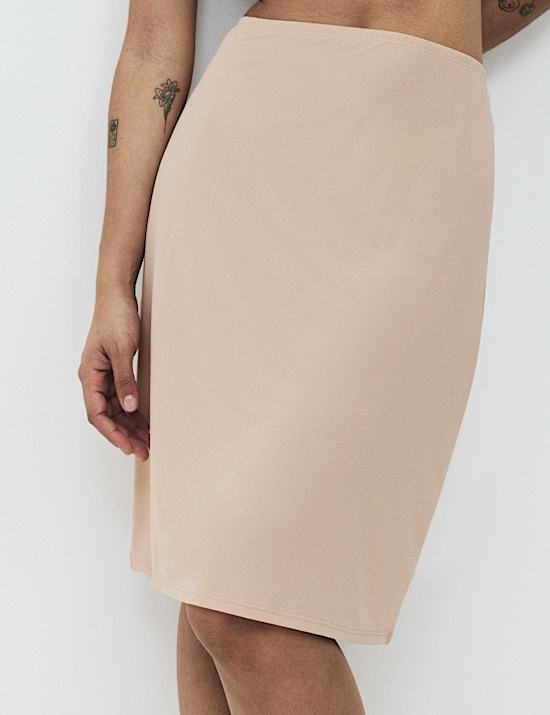 Body Invisibles&trade; Flexifit&trade; Waist Slip