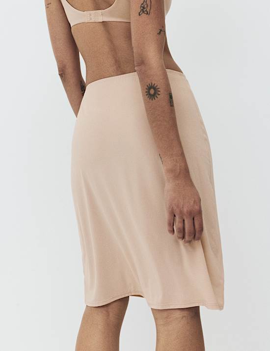 Body Invisibles&trade; Flexifit&trade; Waist Slip