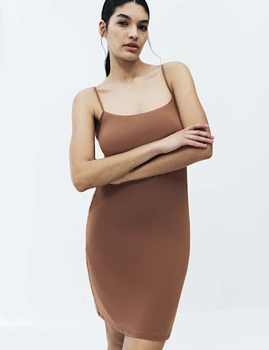 Body Invisibles&trade; Cool Comfort&trade; Full Slip