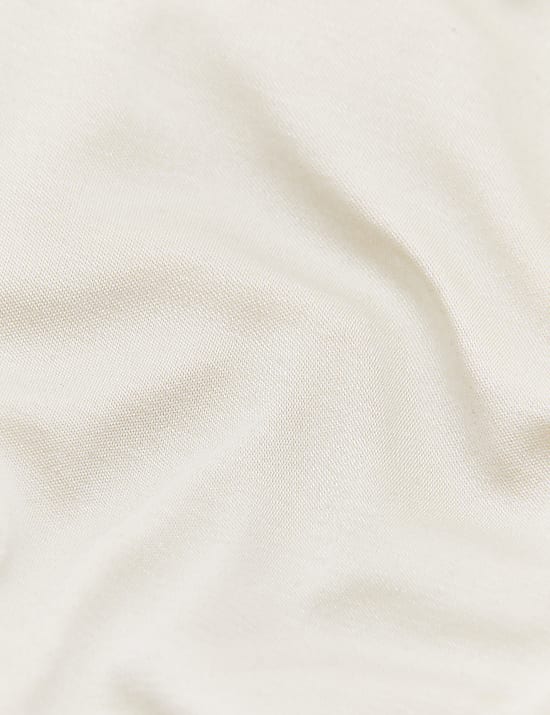 Heatgen™ Medium Thermal Scoop Neck Top