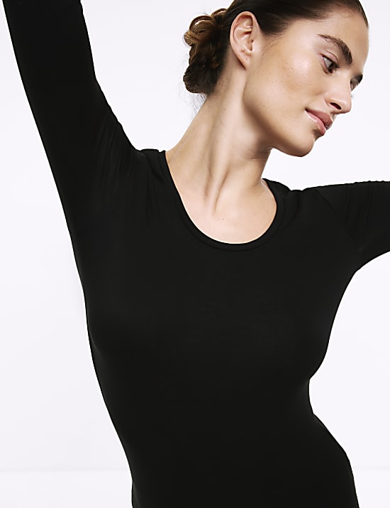 Heatgen™ Medium Thermal Scoop Neck Top