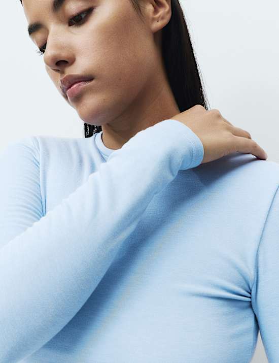 Heatgen™ Medium Thermal Crew Neck Top