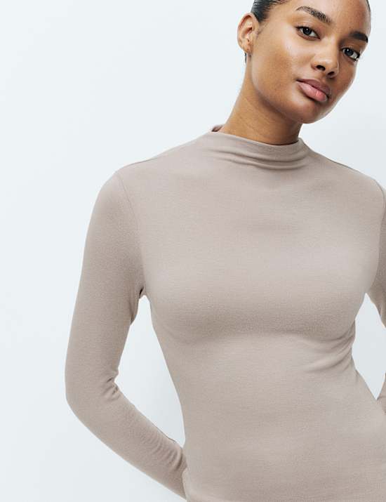Heatgen™ Medium Thermal Mock Neck Top