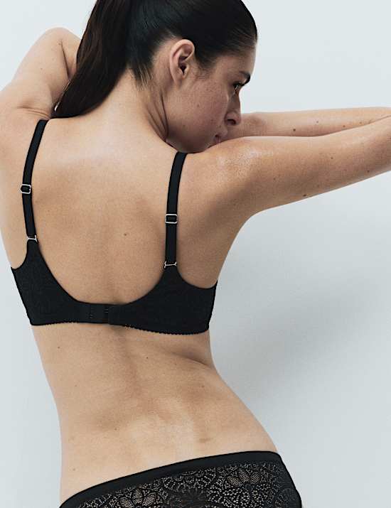 Body Soft&trade; Wired Full Cup T-Shirt Bra A-E
