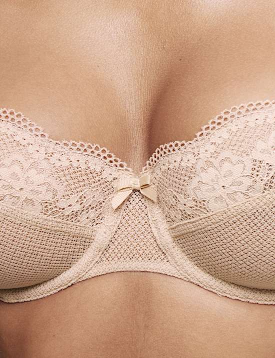 חזיית בלקונט Jasmine עם ברזלים ותחרה במידות A-E