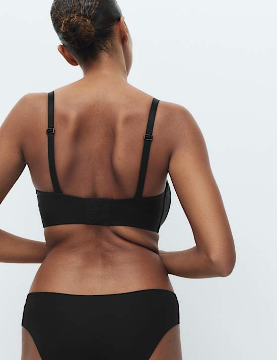 Body Invisibles&trade; Wired Strapless Bra F+
