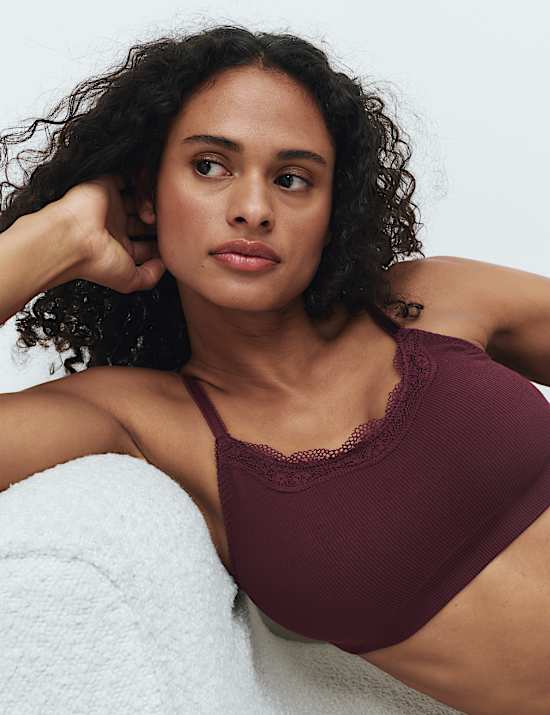 Haut court Jasmine sans armature et sans couture &agrave; bordure en dentelle