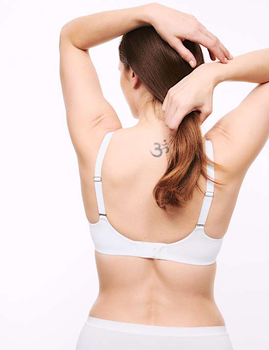 Conjunto de sujetador tipo camiseta de copa completa con aros (copa F-H)