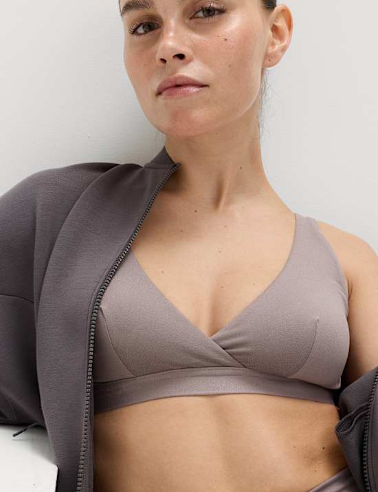 Low Impact Cross Over Sports Bra (A-E)