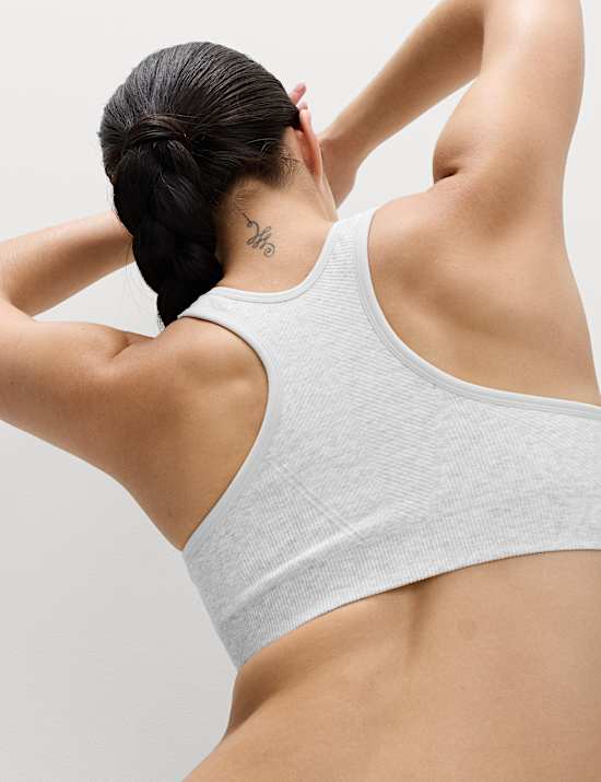 Reversible Seamless Medium Support Sports Bra