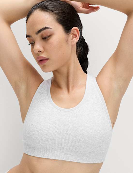 Reversible Seamless Medium Support Sports Bra