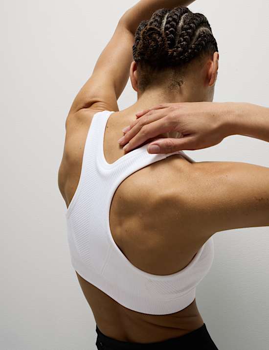 Reversible Seamless Medium Support Sports Bra