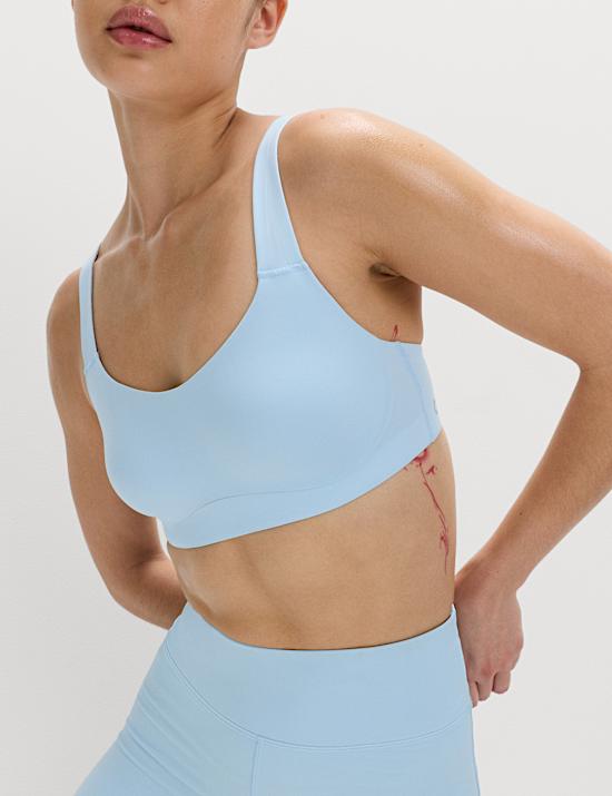 Flexifit&trade; Medium Support Sports Bra (A-E)