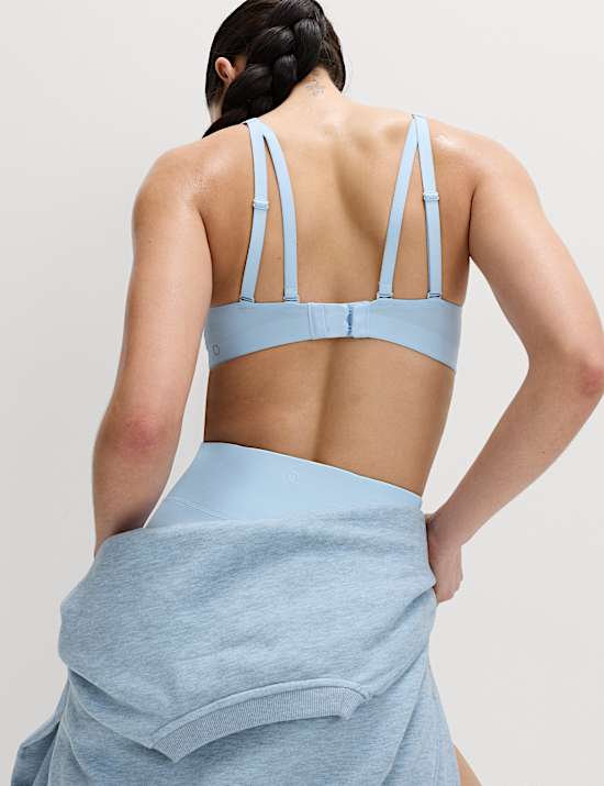 Flexifit&trade; Medium Support Sports Bra (A-E)