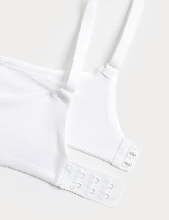 Plunge-bh in push-upmodel met beugel (cupmaten A-E)