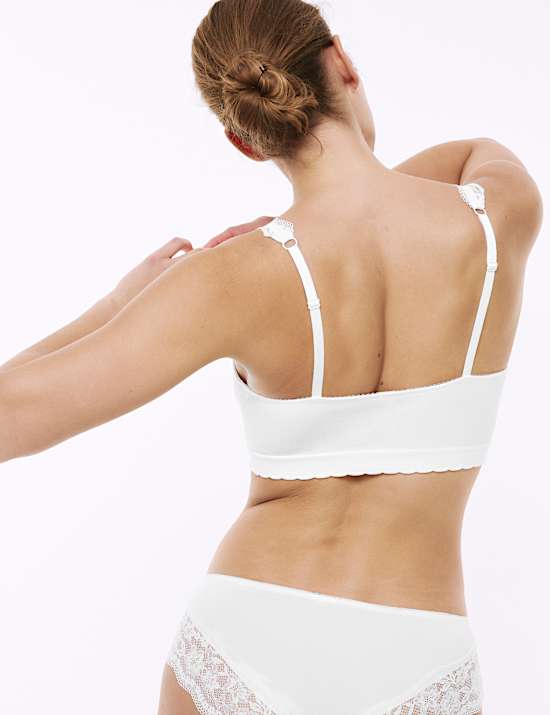 Zkrácený top s krajkovým bezešvým lemem bez kostic