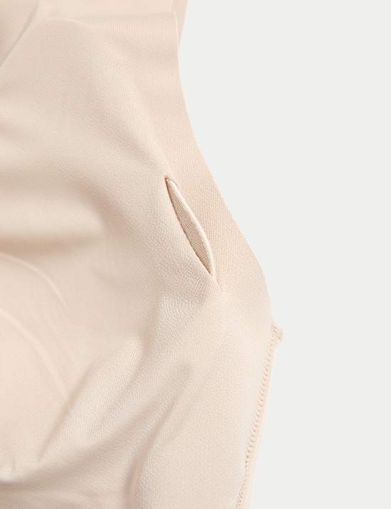 Haut court sans armature FlexiFit&trade;