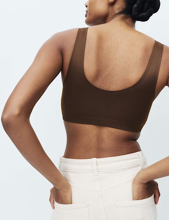 קרופ טופ ללא ברזלים בשילוב Flexifit™‎