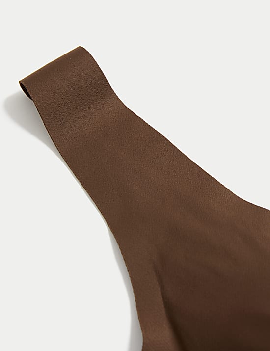 קרופ טופ ללא ברזלים בשילוב Flexifit™‎