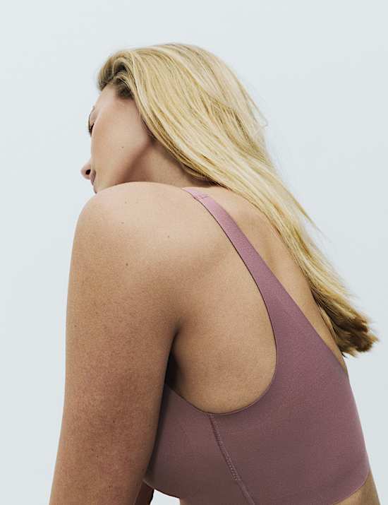 Body Invisibles&trade; Non Wired Crop Top A-E