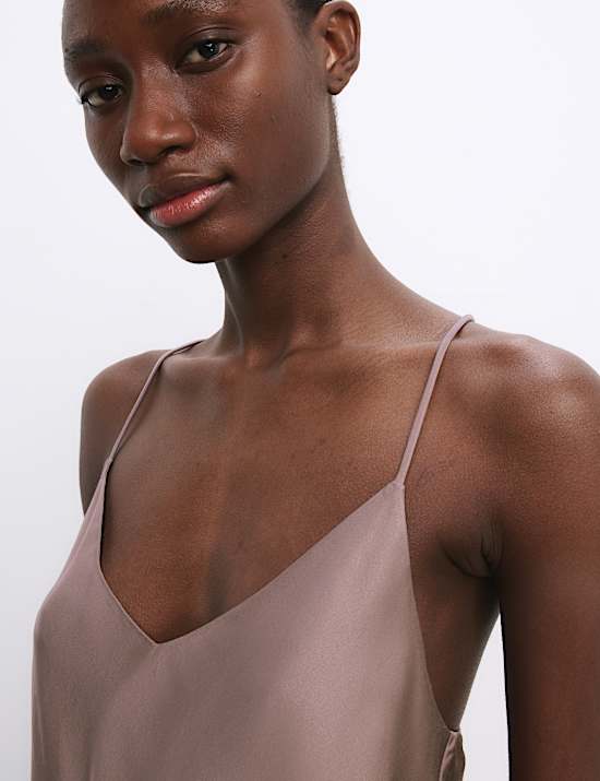 Conjunto de pijama corto estilo camisola de satén