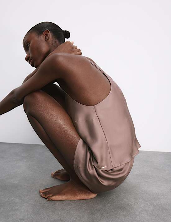 Conjunto de pijama corto estilo camisola de satén