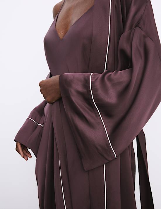 Dlouhé saténové zavinovací