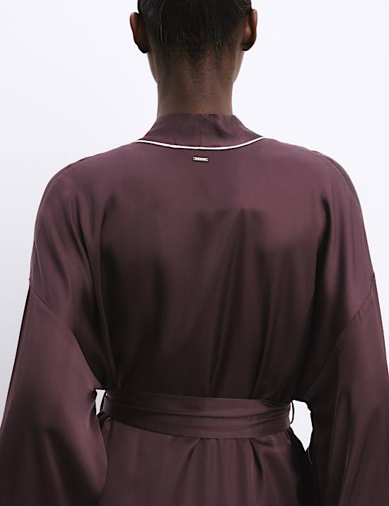 Dlouhé saténové zavinovací