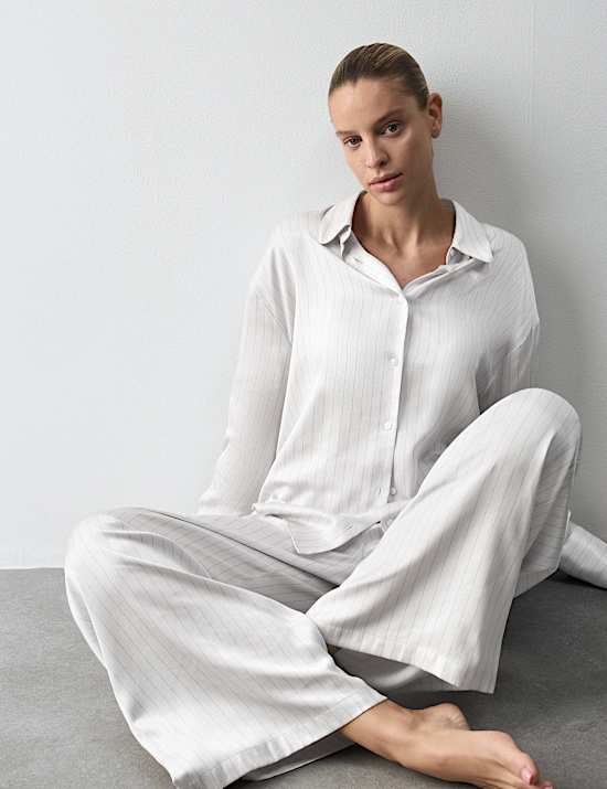 Satin Striped Revere Pyjama Set