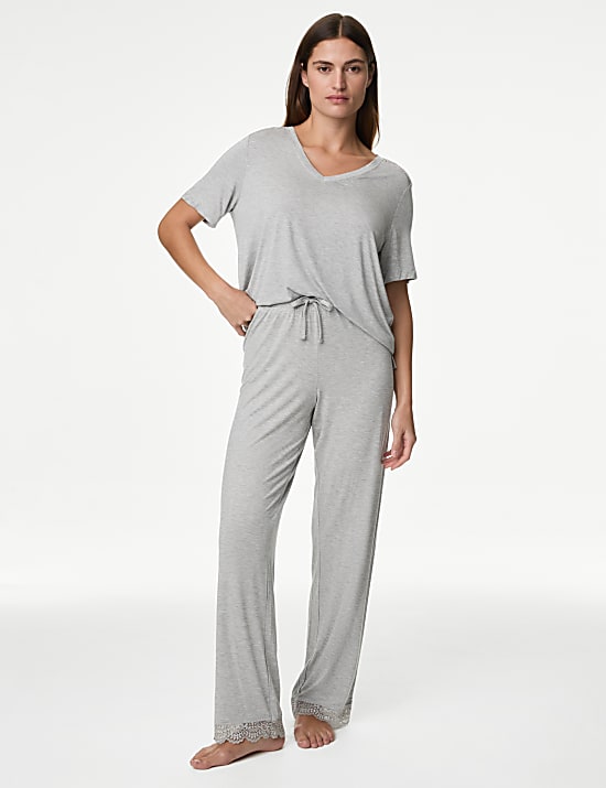 Body Soft&trade; Lace Trim Pyjama Bottoms