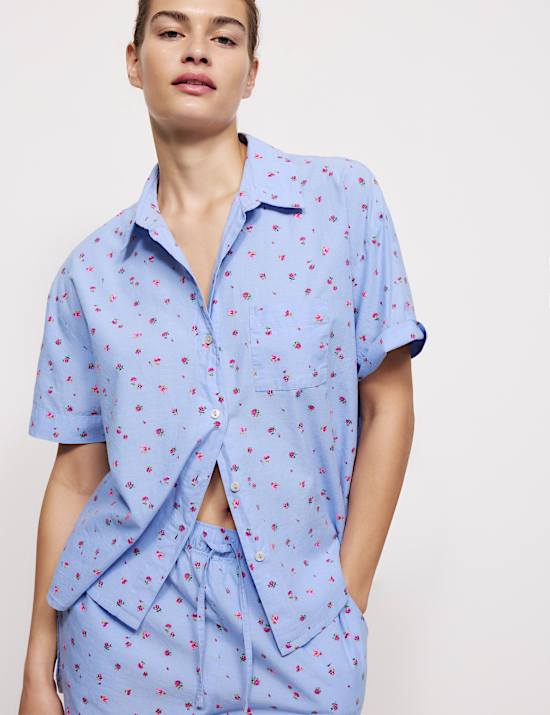 Ensemble 100 % coton batiste flammé avec shorty à motif fleuri