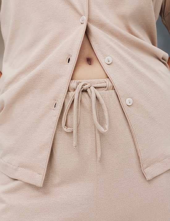 Pijama corto de modal de algod&oacute;n con solapa