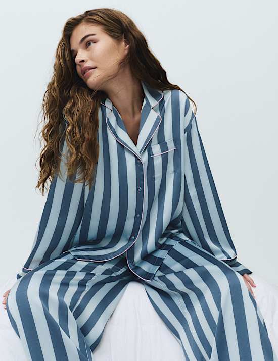 Dream Satin&trade; Striped Revere Pyjama Set
