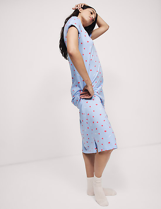 Nachthemd aus Baumwolle und Modal mit Kussmund-Print