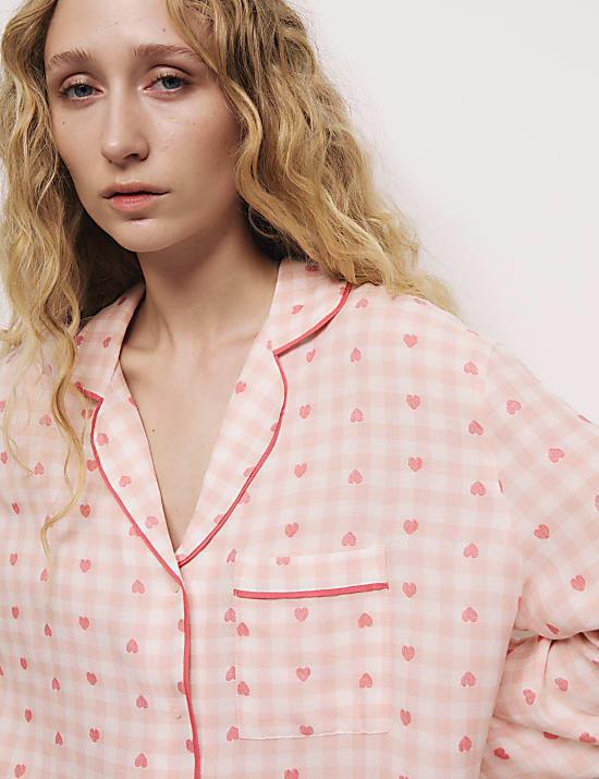 Καρό σορτς πιτζάμας με print με καρδιές και υψηλή περιεκτικότητα σε βαμβάκι