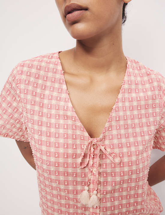 Zuiver katoenen pyjamatop met Gingham-ruit en striksluiting voor