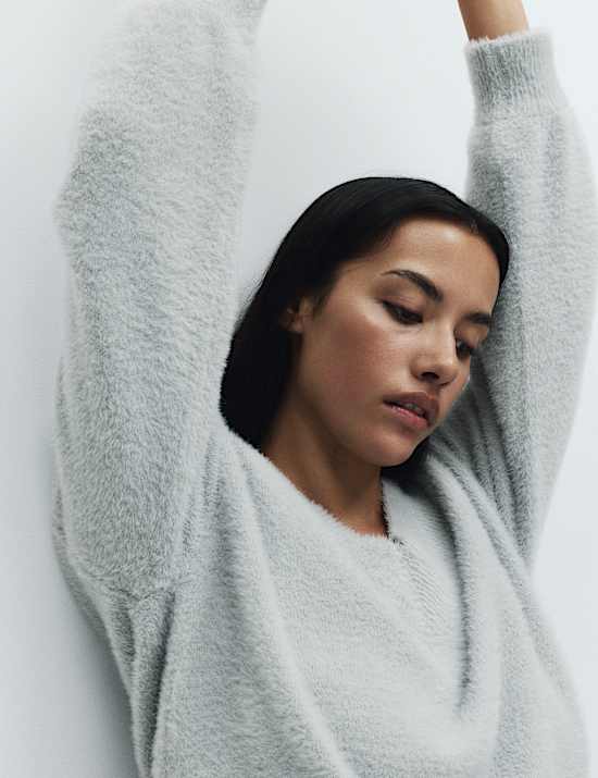 Haut de pyjama confortable en maille plume à col en V