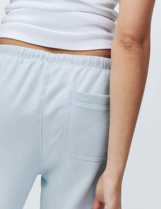 Domowa bluza z kapturem z przewagą czesanej bawełny