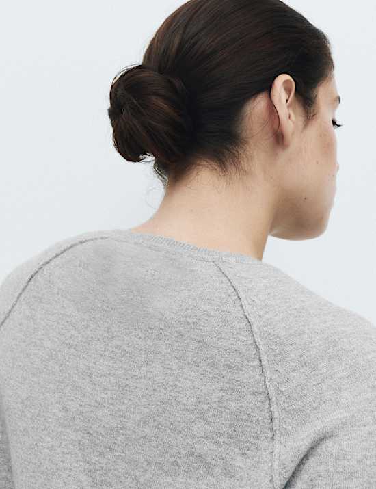 Gestrickter Lounge-Pullover im Henley-Stil in &Uuml;bergr&ouml;&szlig;e