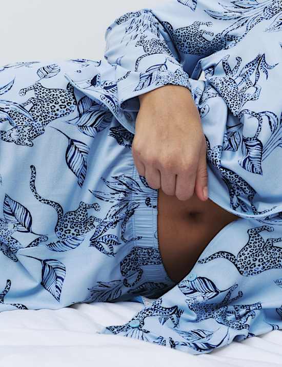 Ensemble pyjama &agrave; revers avec imprim&eacute;, toucher doux